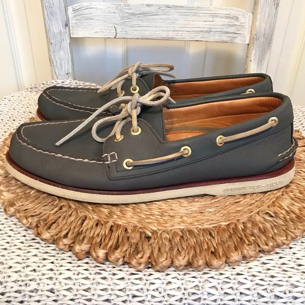 Sperry Gold Cup Authentic Original 2-Eye Boat Shoe Size 10